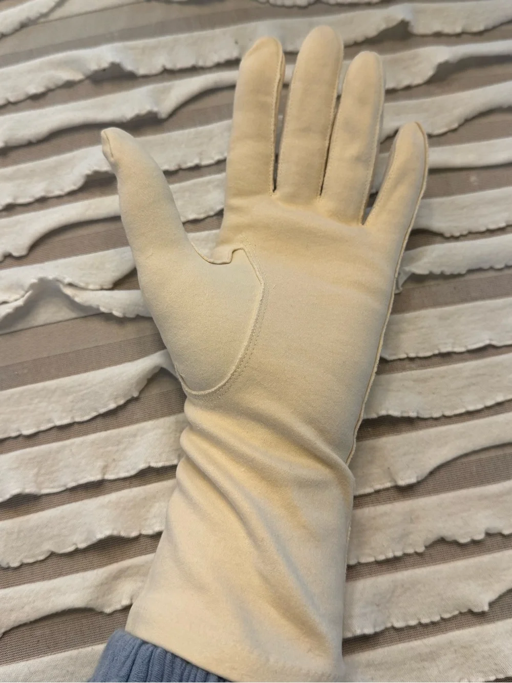 Vintage Fownes Royal Opera Length Dress Gloves 1950 VTG Cream Womens 8 Tea Party